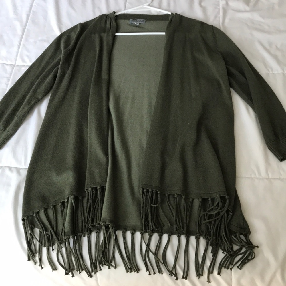 green small women’s shall